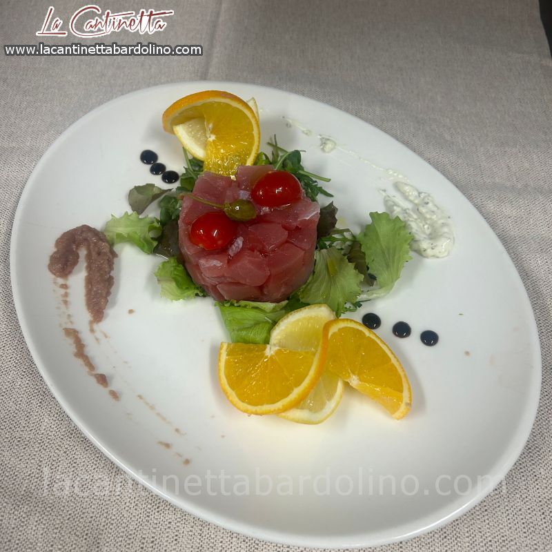 Tartare di Tonno di Sicilia con Salse