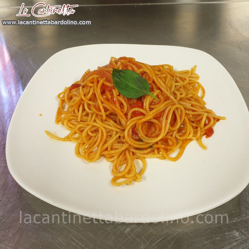 Spaghetti al Pomodoro