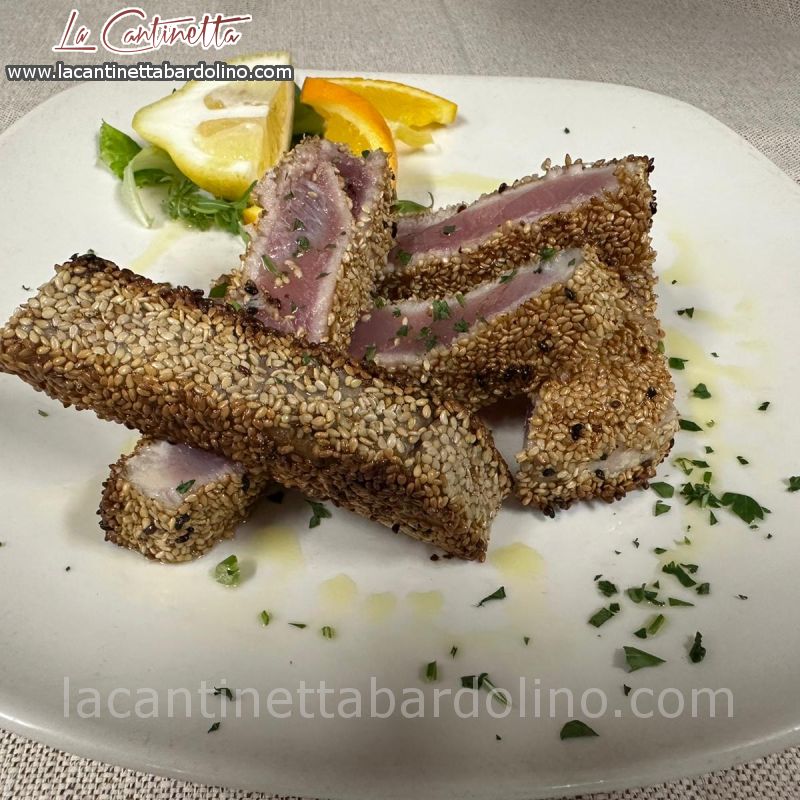 Tagliata di Tonno Rosso di Sicilia in Crosta di Sesamo